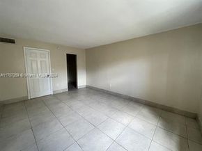 3700 NW 21st St 304, Lauderdale Lakes FL 33311