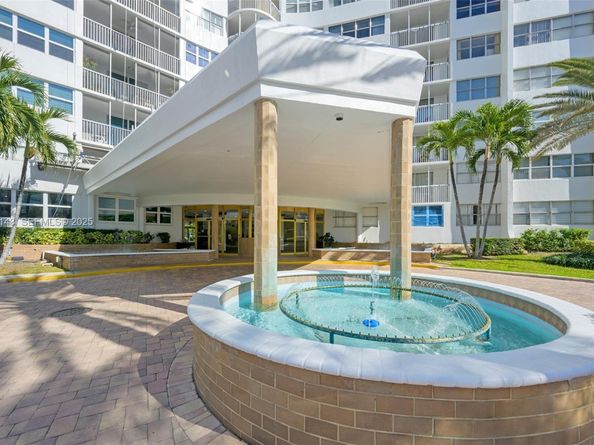 100 Golden Isles Dr 1109, Hallandale Beach FL 33009