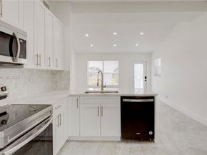 1035 NW 11th Ct, Fort Lauderdale FL 33311