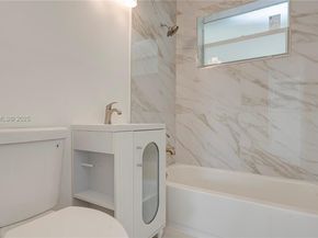 1035 NW 11th Ct, Fort Lauderdale FL 33311