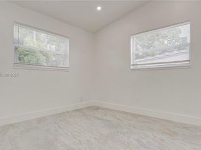 1035 NW 11th Ct, Fort Lauderdale FL 33311