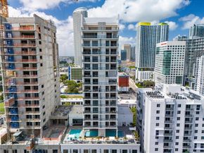 229 SW 9th 218, Miami FL 33130