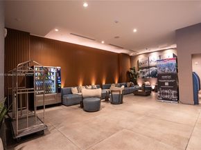 229 SW 9th 218, Miami FL 33130