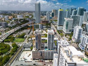 229 SW 9th 218, Miami FL 33130