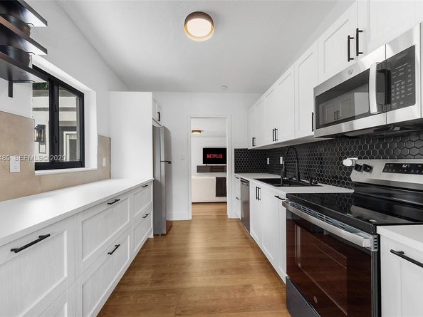 485 NW 132nd St, North Miami FL 33168