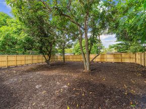485 NW 132nd St, North Miami FL 33168