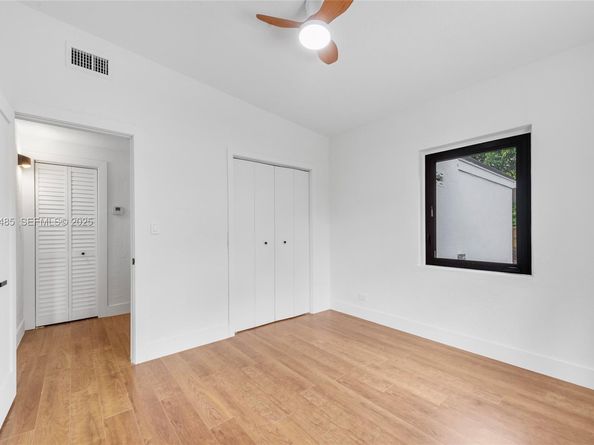 485 NW 132nd St, North Miami FL 33168