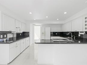 6795 & 6793 Brookline Dr, Hialeah FL 33015