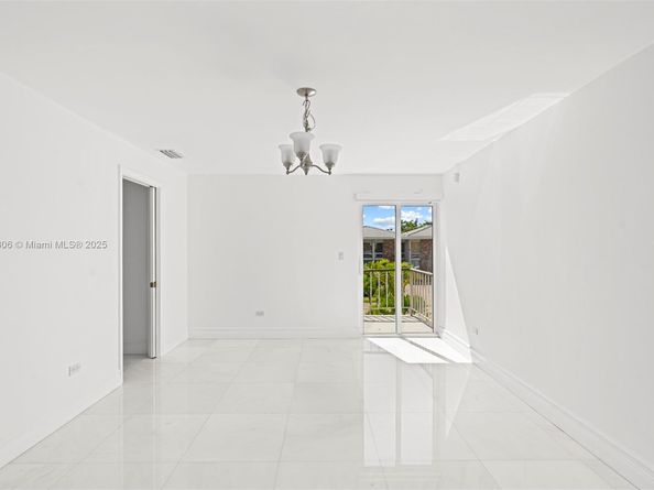 6795 & 6793 Brookline Dr, Hialeah FL 33015
