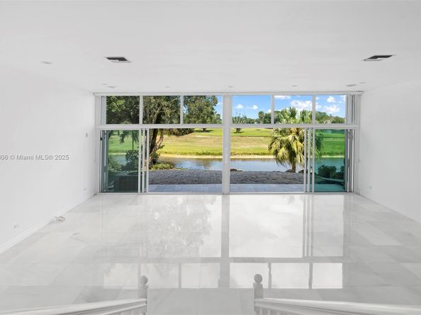 6795 & 6793 Brookline Dr, Hialeah FL 33015