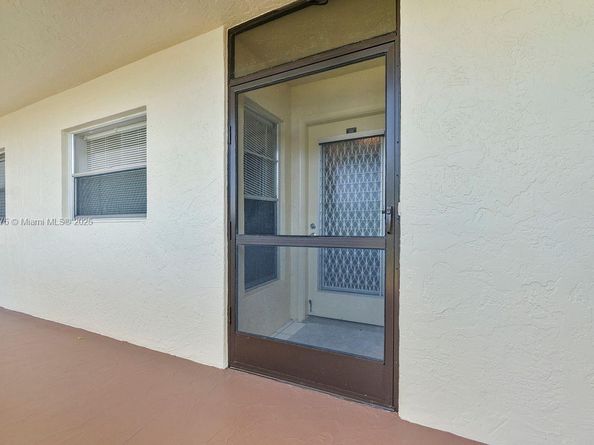 23249 N Barwood Ln N 102, Boca Raton FL 33428