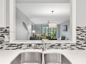 23249 N Barwood Ln N 102, Boca Raton FL 33428