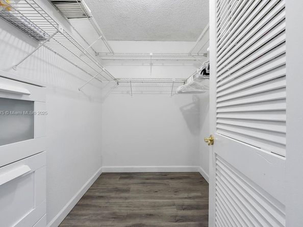 23249 N Barwood Ln N 102, Boca Raton FL 33428