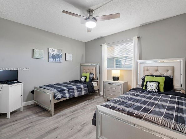 23249 N Barwood Ln N 102, Boca Raton FL 33428