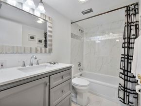 23249 N Barwood Ln N 102, Boca Raton FL 33428