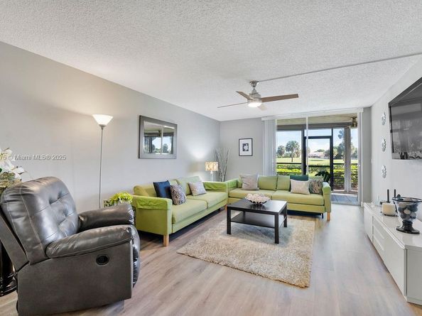 23249 N Barwood Ln N 102, Boca Raton FL 33428