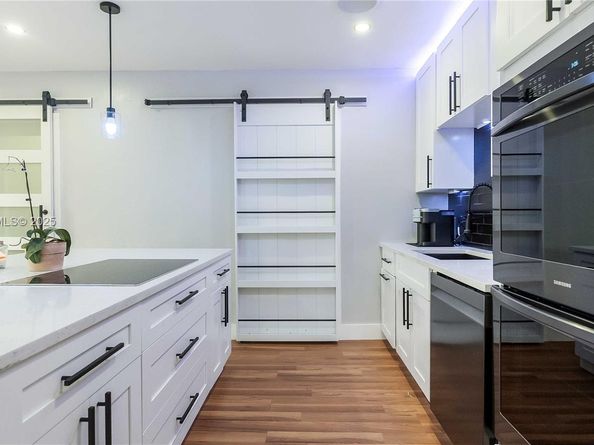 817 NW 17th St, Fort Lauderdale FL 33311