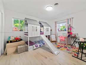 930 NE 182nd Ter, North Miami Beach FL 33162