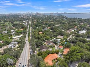 9655 Biscayne Blvd, Miami Shores FL 33138