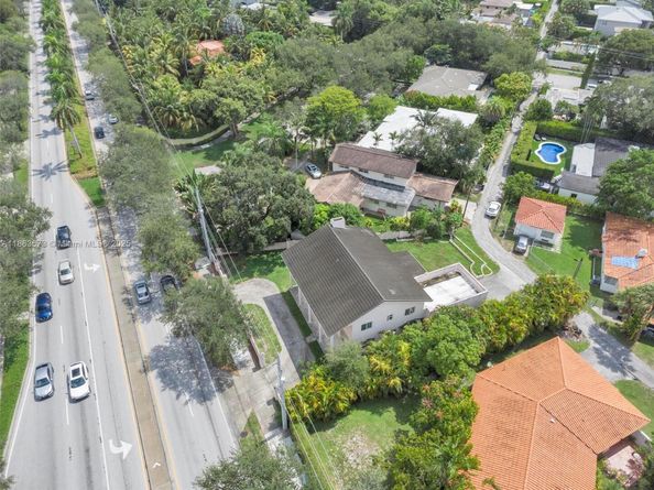 9655 Biscayne Blvd, Miami Shores FL 33138