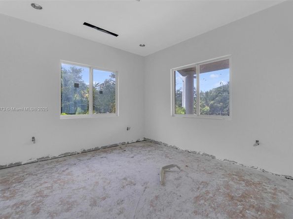 9655 Biscayne Blvd, Miami Shores FL 33138