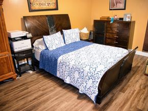 9955 NW 10th St 24, Pembroke Pines FL 33024