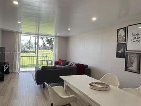 9200 N Hollybrook Lake Dr 208, Pembroke Pines FL 33025
