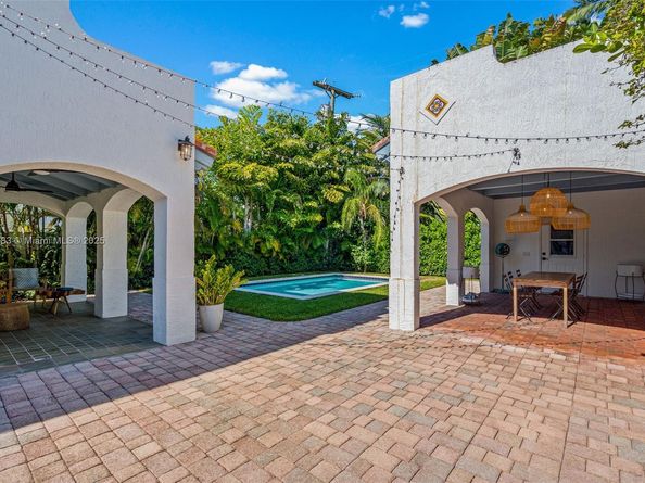 375 Plymouth Rd, West Palm Beach FL 33405