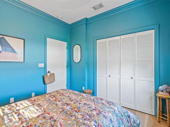 375 Plymouth Rd, West Palm Beach FL 33405