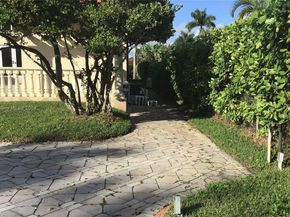 13460 SW 32nd ST, Kendall FL 33175