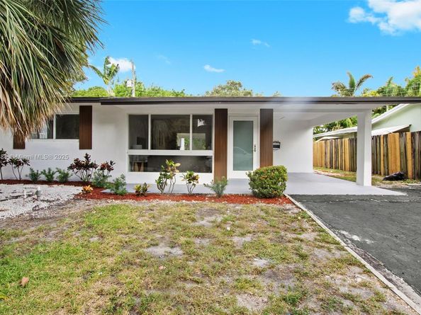 2825 NE 9th Ave, Wilton Manors FL 33334