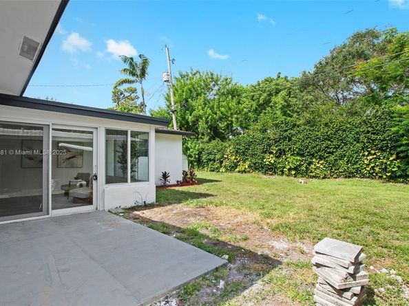 2825 NE 9th Ave, Wilton Manors FL 33334