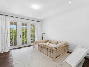 7393 SW 79th Ct, Miami FL 33143