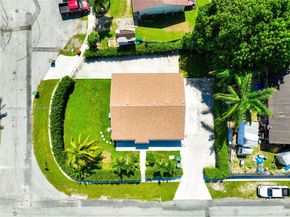 235 SW 16th Ter, Homestead FL 33030
