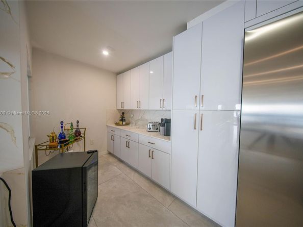 1242 NE 81st Ter, Miami FL 33138