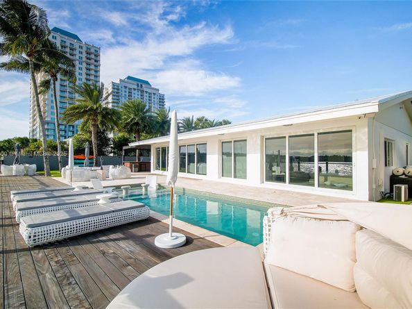 1242 NE 81st Ter, Miami FL 33138