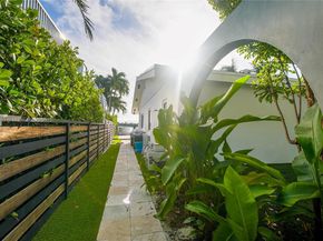 1242 NE 81st Ter, Miami FL 33138