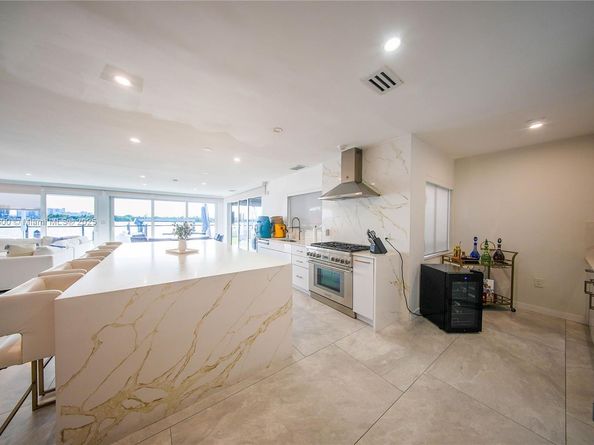 1242 NE 81st Ter, Miami FL 33138