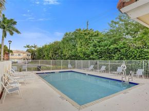 11373 NW 34th Pl, Sunrise FL 33323