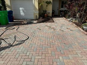 11373 NW 34th Pl, Sunrise FL 33323