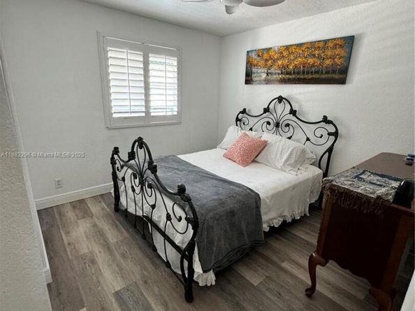 11373 NW 34th Pl, Sunrise FL 33323
