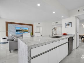16445 Collins Ave 925, Sunny Isles Beach FL 33160