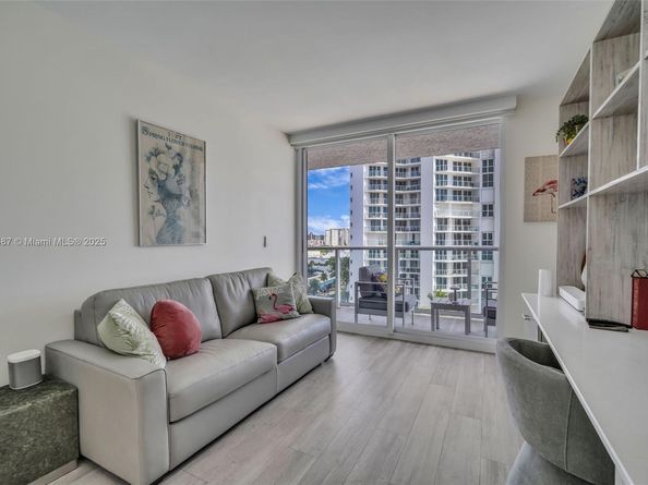 16445 Collins Ave 925, Sunny Isles Beach FL 33160