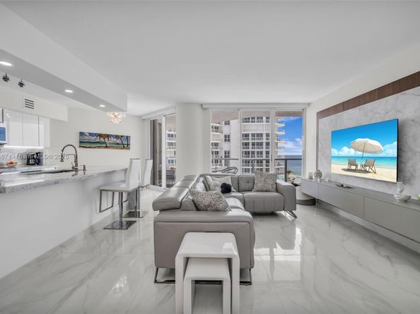 16445 Collins Ave 925, Sunny Isles Beach FL 33160
