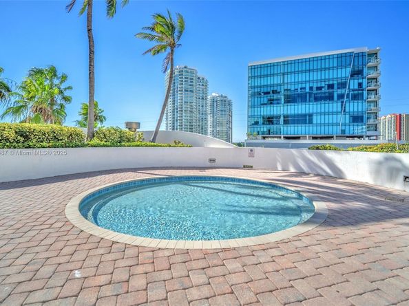 16445 Collins Ave 925, Sunny Isles Beach FL 33160
