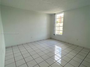 9682 Fontainebleau Blvd 410, Miami FL 33172