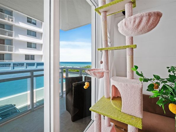 6917 Collins Ave 404, Miami Beach FL 33141