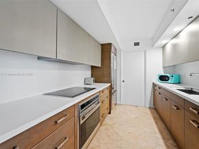 6917 Collins Ave 404, Miami Beach FL 33141
