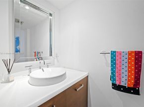 6917 Collins Ave 404, Miami Beach FL 33141