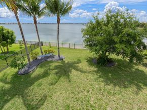 4892 SW 173rd Ave, Miramar FL 33029